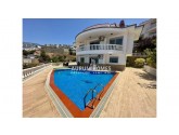 Alanya Kargıcak' ta Deniz Manzaralı Özel Havuzlu Müstakil 3+1 Satılık Triplex Villa.